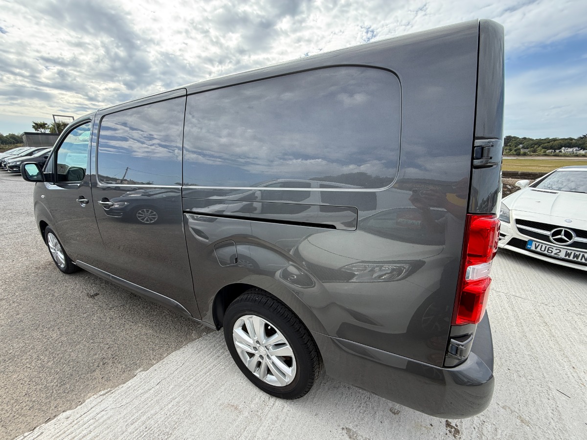 Peugeot Expert Panel Van