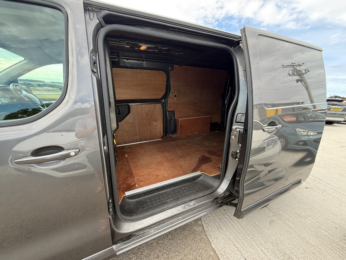 Peugeot Expert Panel Van