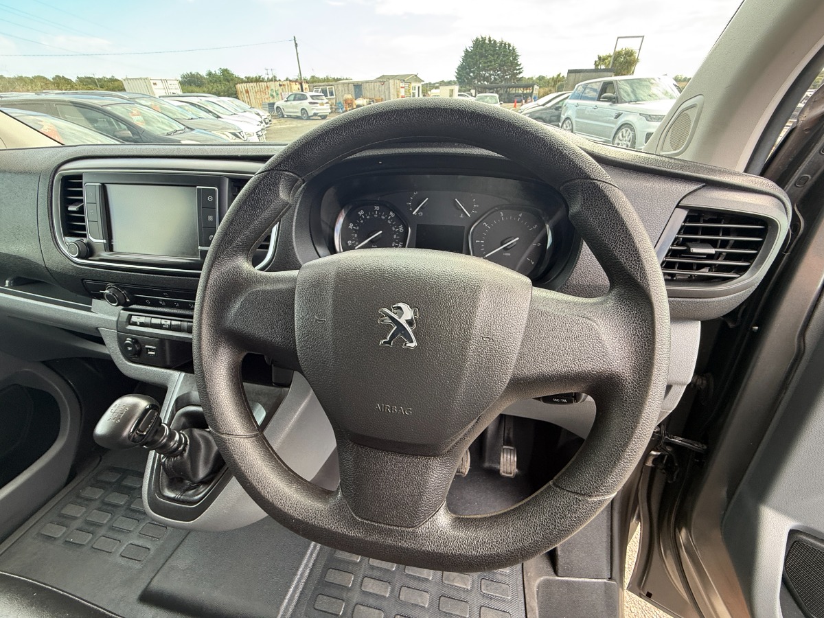 Peugeot Expert Panel Van