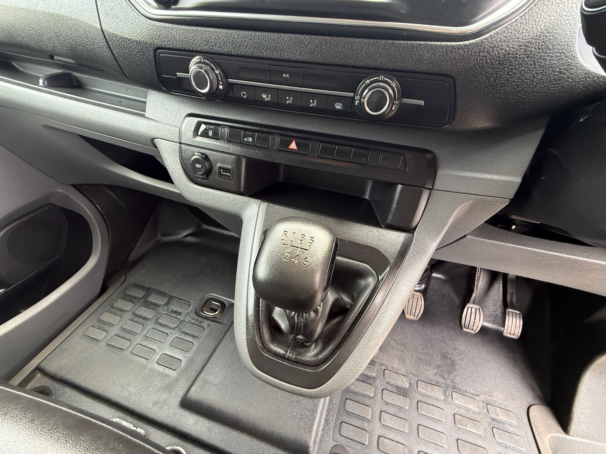 Peugeot Expert Panel Van