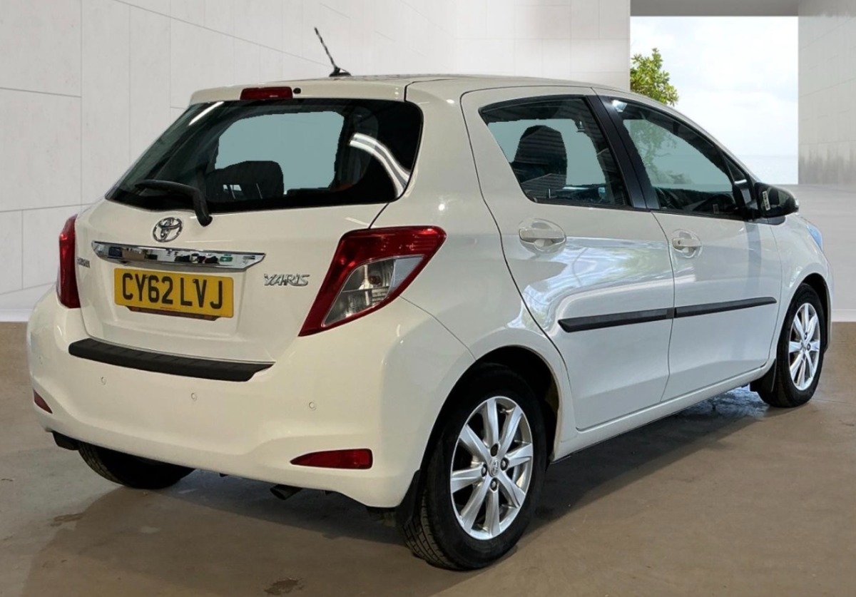 Toyota Yaris Hatchback