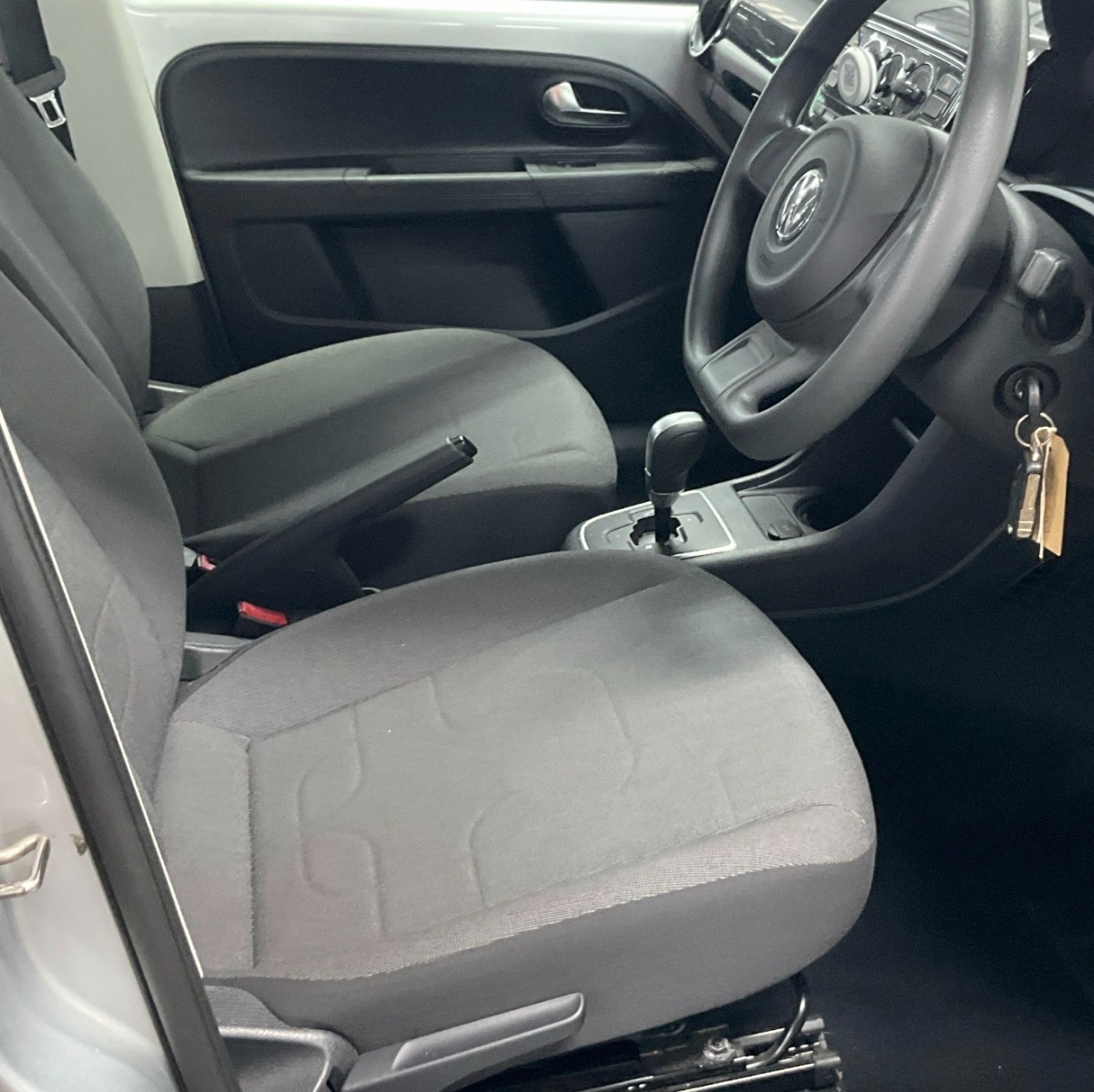 Volkswagen UP! Hatchback