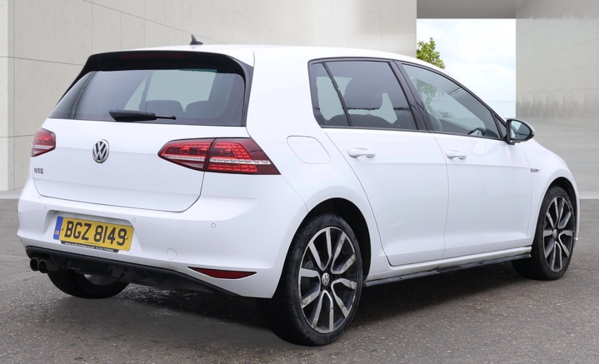 Volkswagen Golf Hatchback