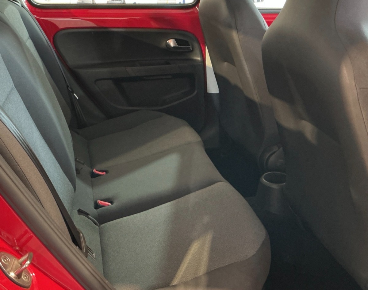 Volkswagen UP! Hatchback
