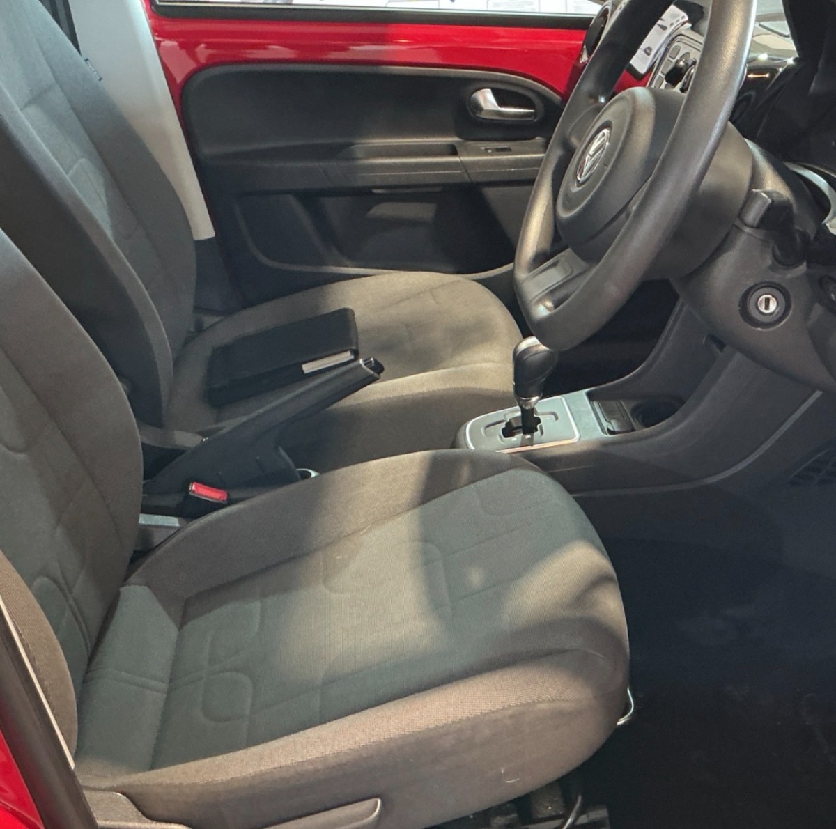 Volkswagen UP! Hatchback