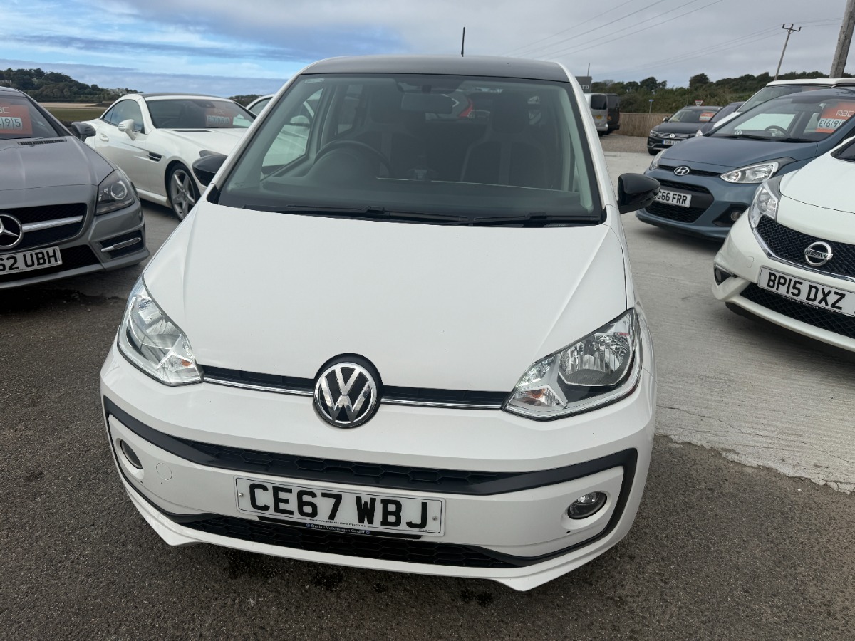Volkswagen UP! Hatchback