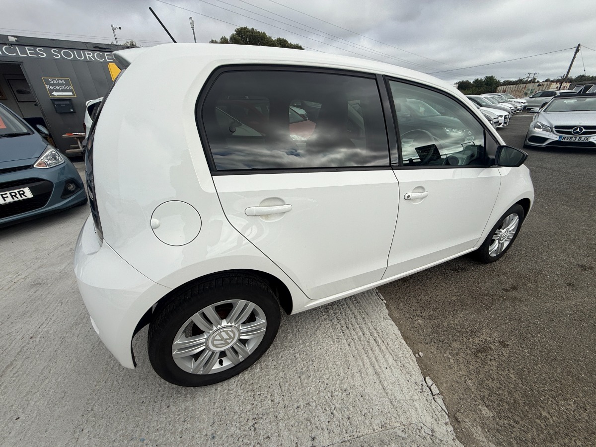 Volkswagen UP! Hatchback
