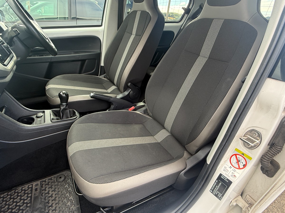 Volkswagen UP! Hatchback