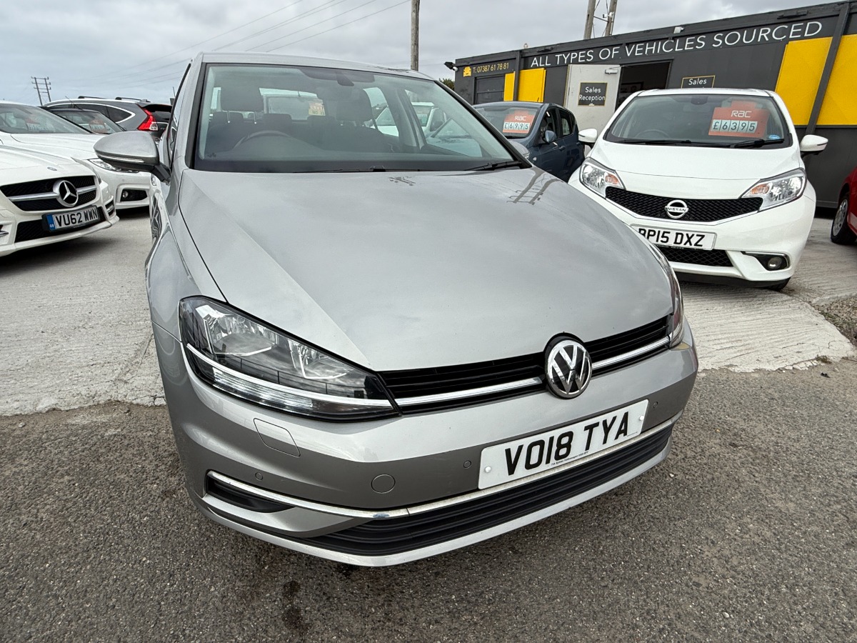 Volkswagen Golf Hatchback