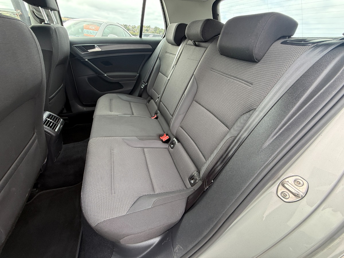 Volkswagen Golf Hatchback