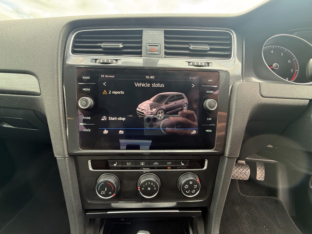 Volkswagen Golf Hatchback