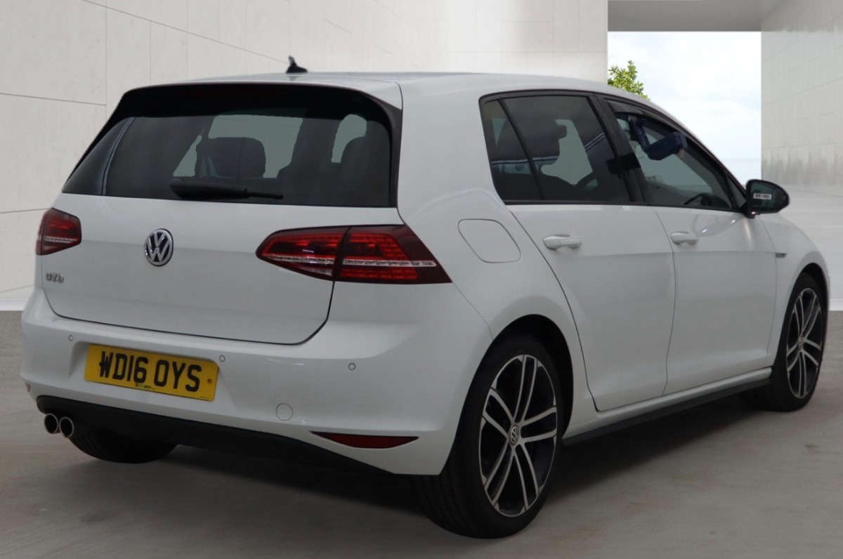 Volkswagen Golf Hatchback