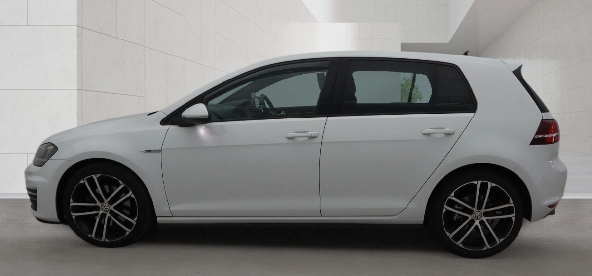 Volkswagen Golf Hatchback
