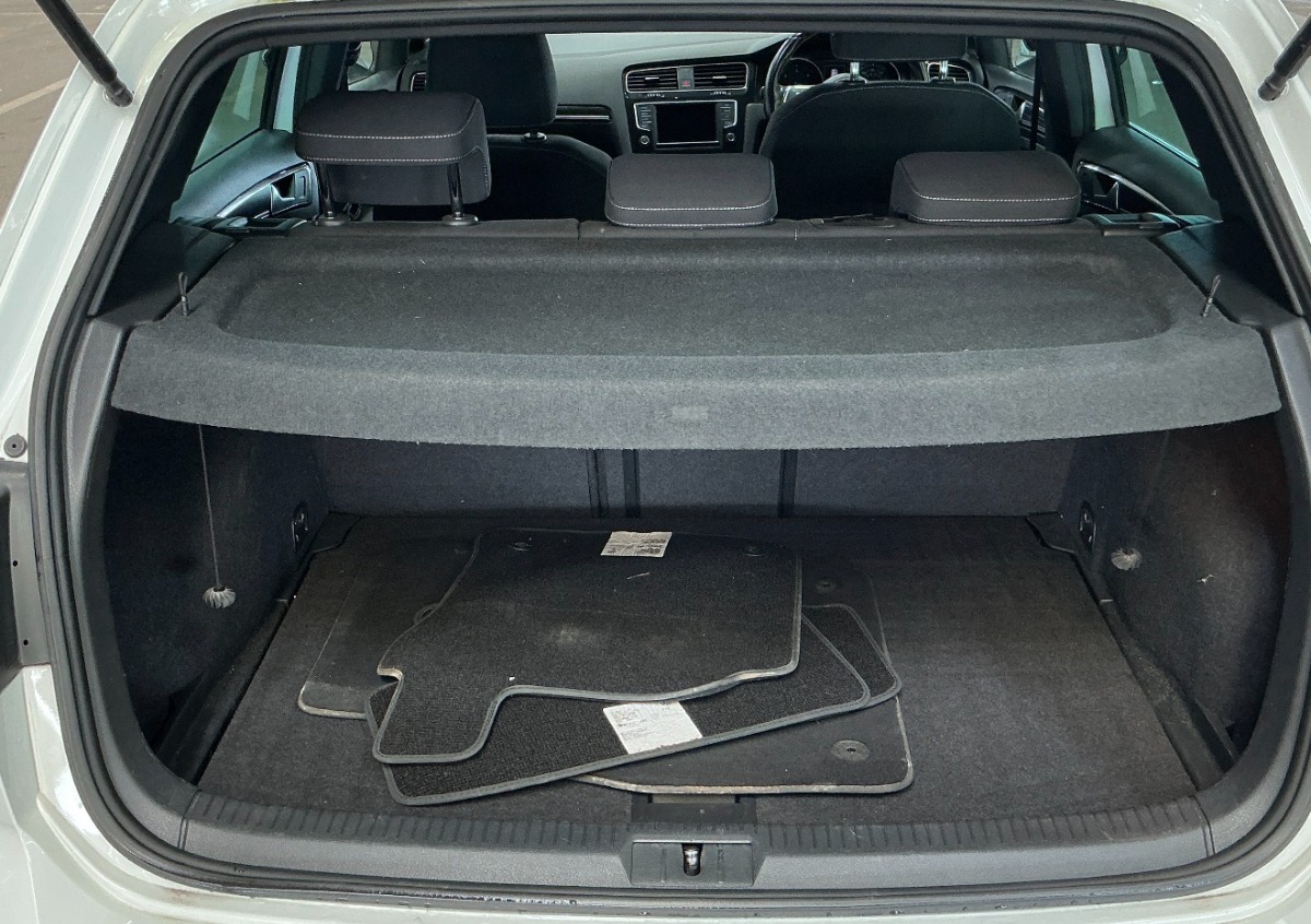 Volkswagen Golf Hatchback