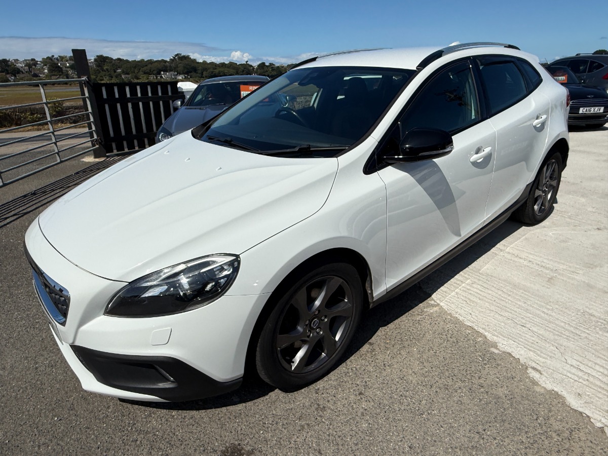 Volvo V40 Crosscountry Hatchback
