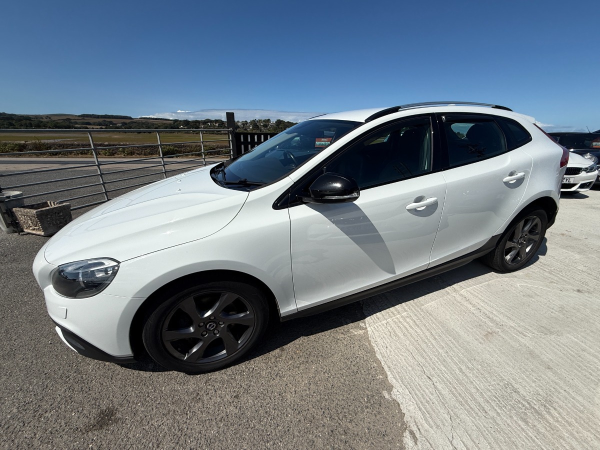 Volvo V40 Crosscountry Hatchback