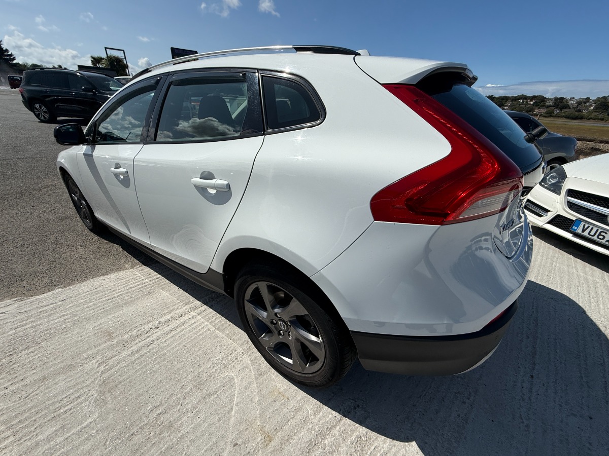 Volvo V40 Crosscountry Hatchback