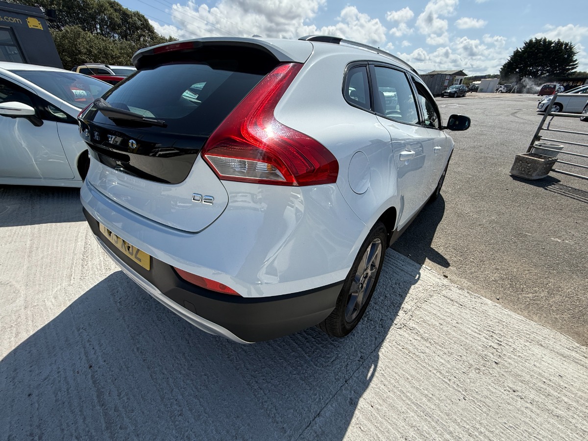 Volvo V40 Crosscountry Hatchback