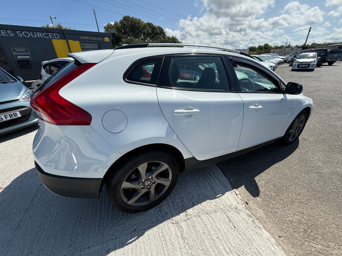 Volvo V40 Crosscountry Hatchback