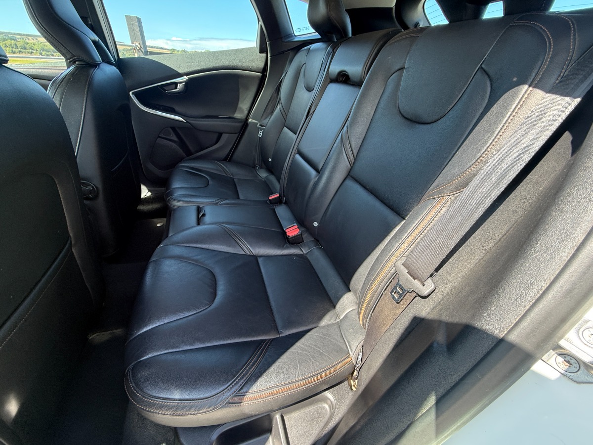 Volvo V40 Crosscountry Hatchback