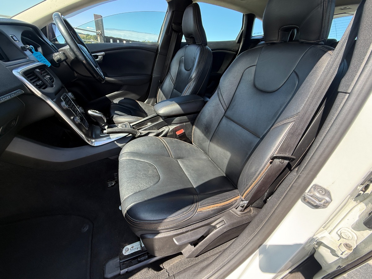 Volvo V40 Crosscountry Hatchback