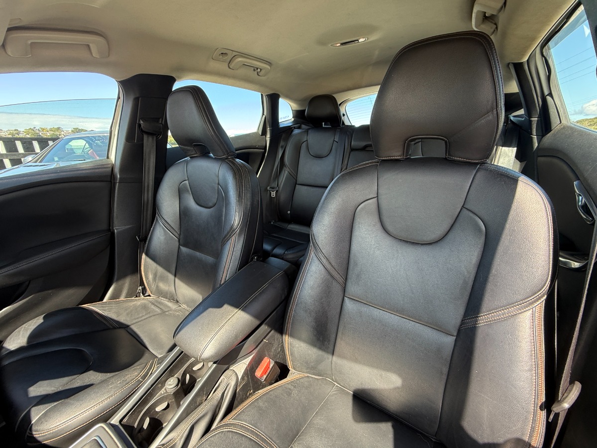 Volvo V40 Crosscountry Hatchback