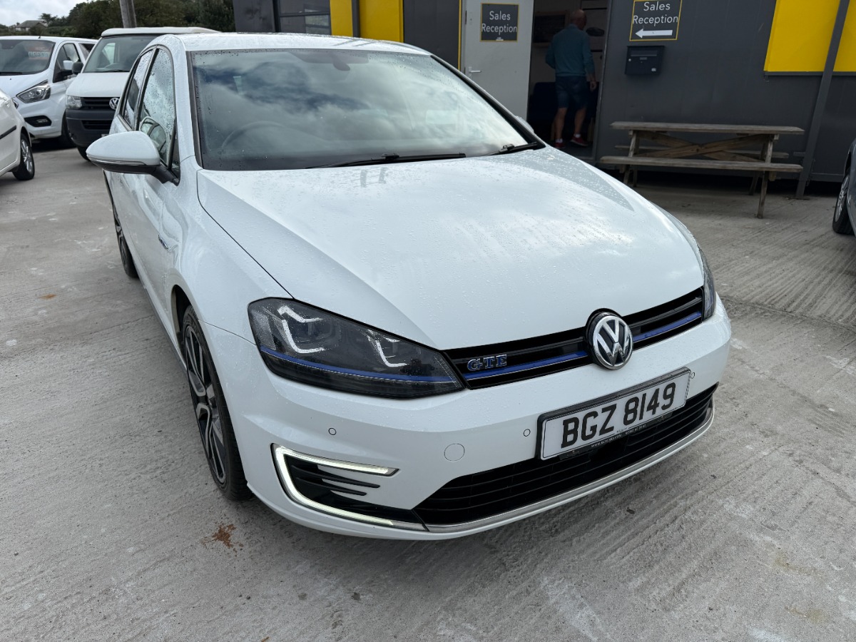 Volkswagen Golf Hatchback