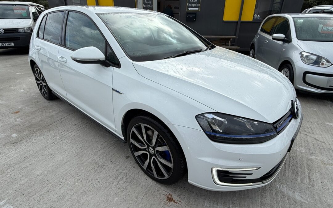 Volkswagen Golf Hatchback
