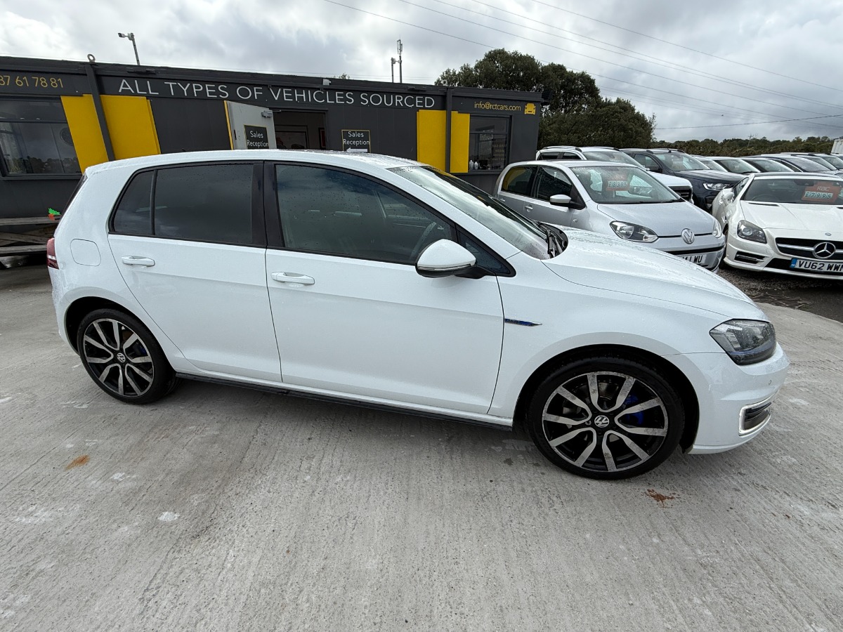 Volkswagen Golf Hatchback