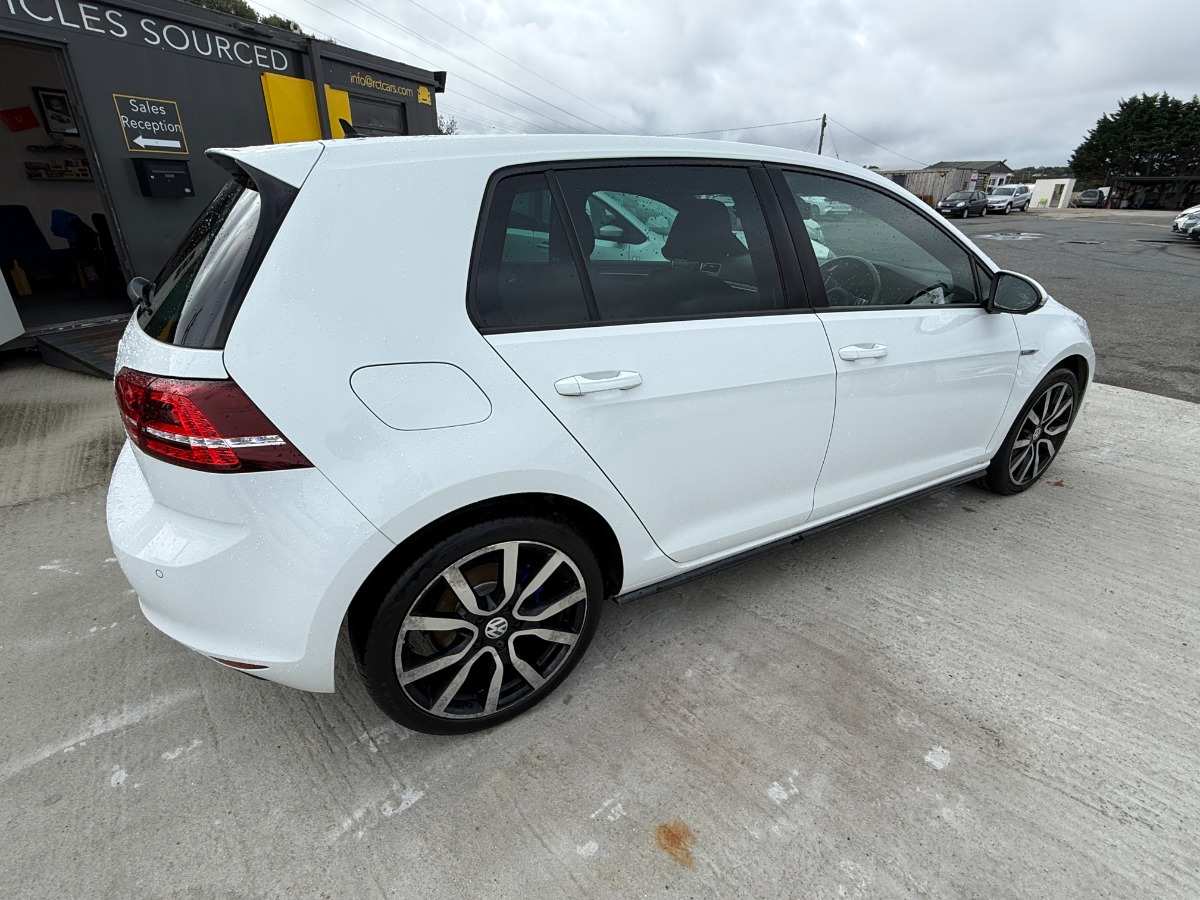 Volkswagen Golf Hatchback