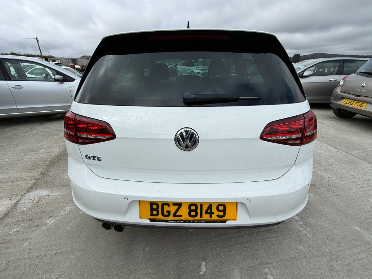 Volkswagen Golf Hatchback