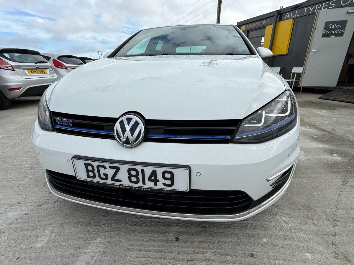 Volkswagen Golf Hatchback