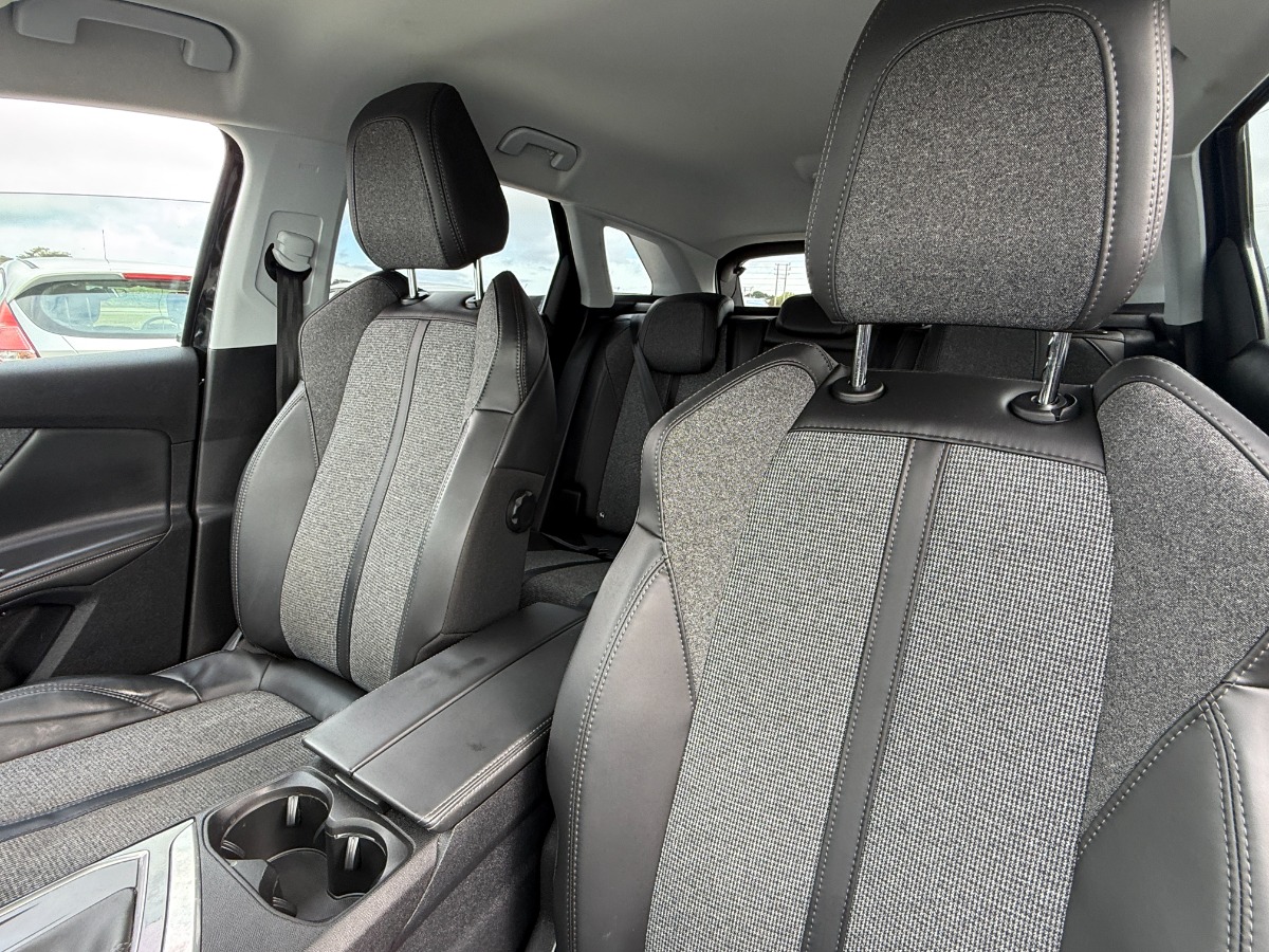 Peugeot 3008 Hatchback