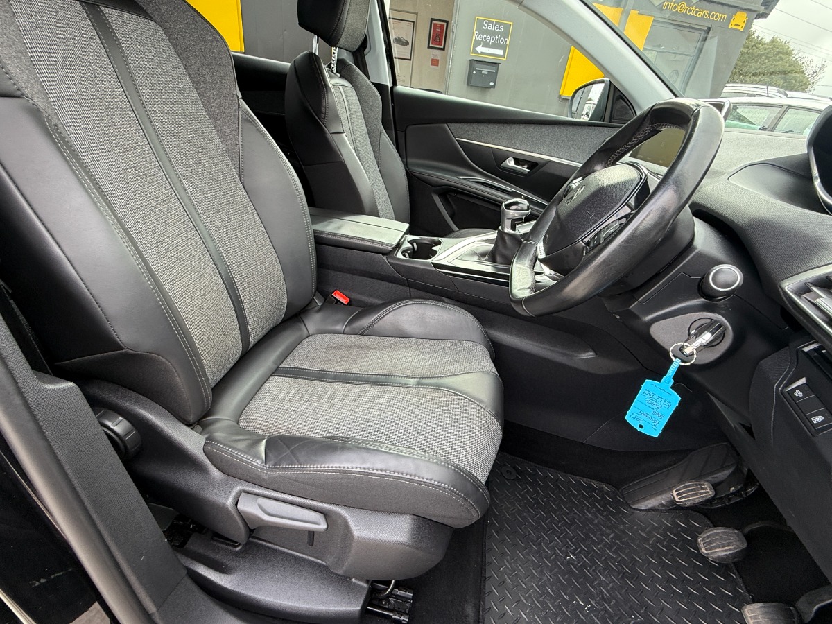 Peugeot 3008 Hatchback