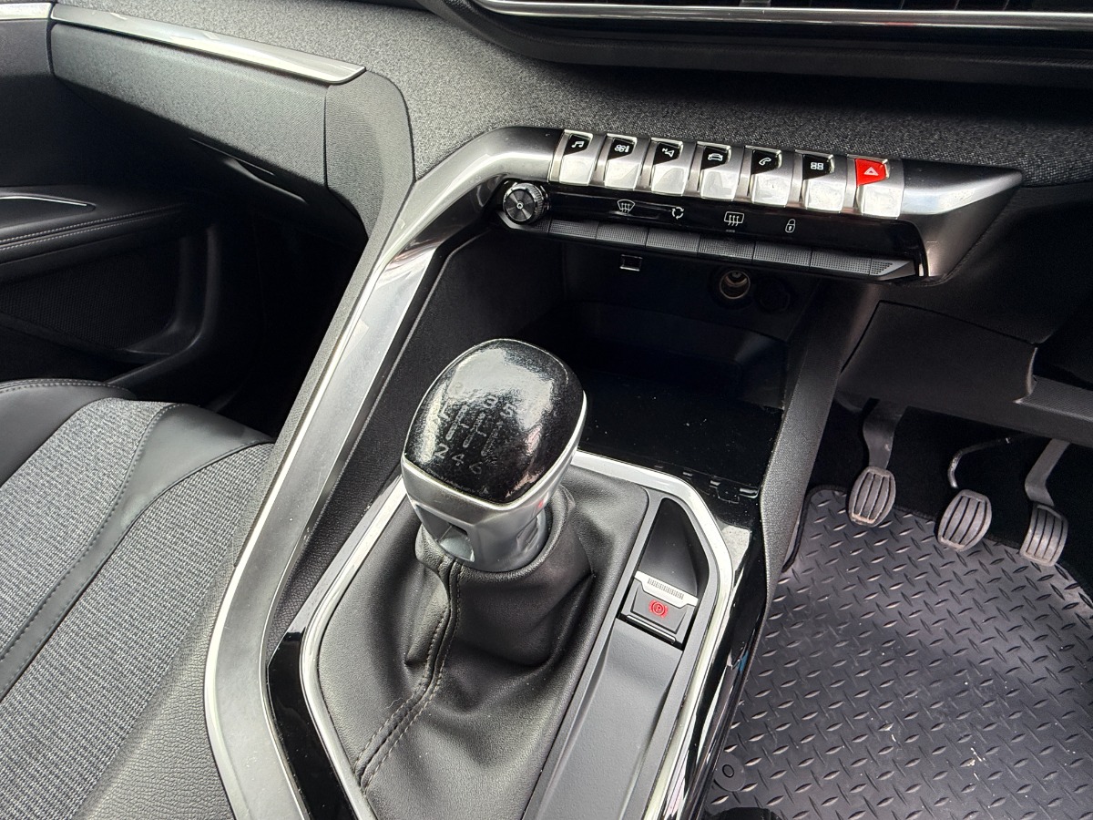 Peugeot 3008 Hatchback