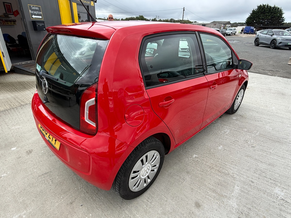 Volkswagen UP! Hatchback