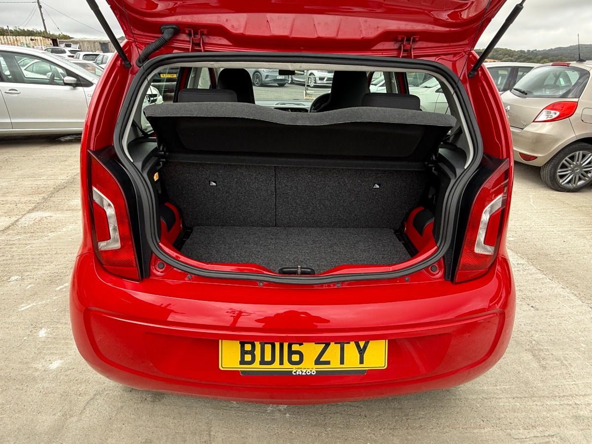 Volkswagen UP! Hatchback