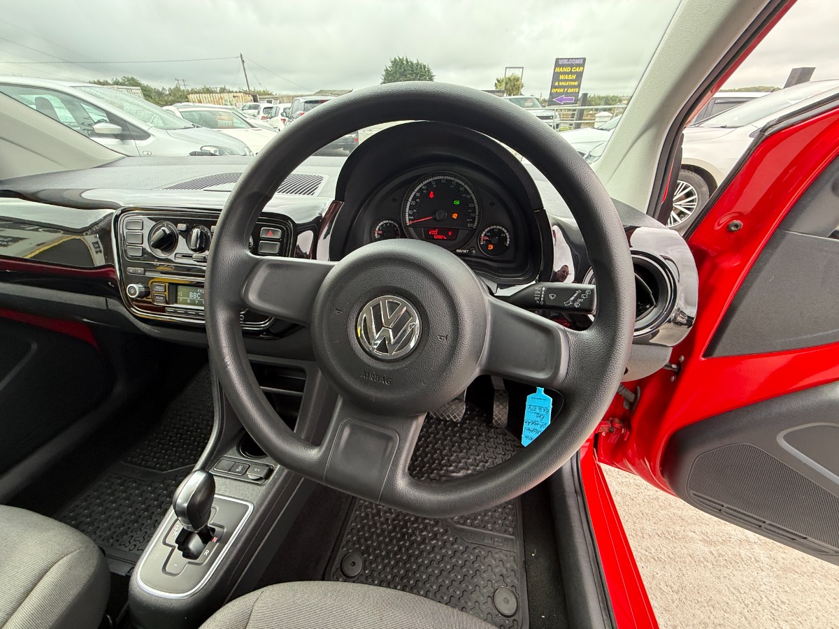 Volkswagen UP! Hatchback