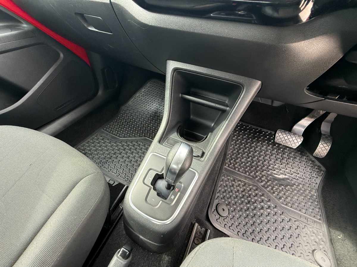 Volkswagen UP! Hatchback