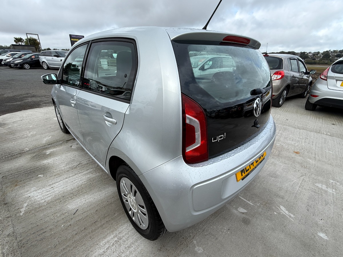 Volkswagen UP! Hatchback