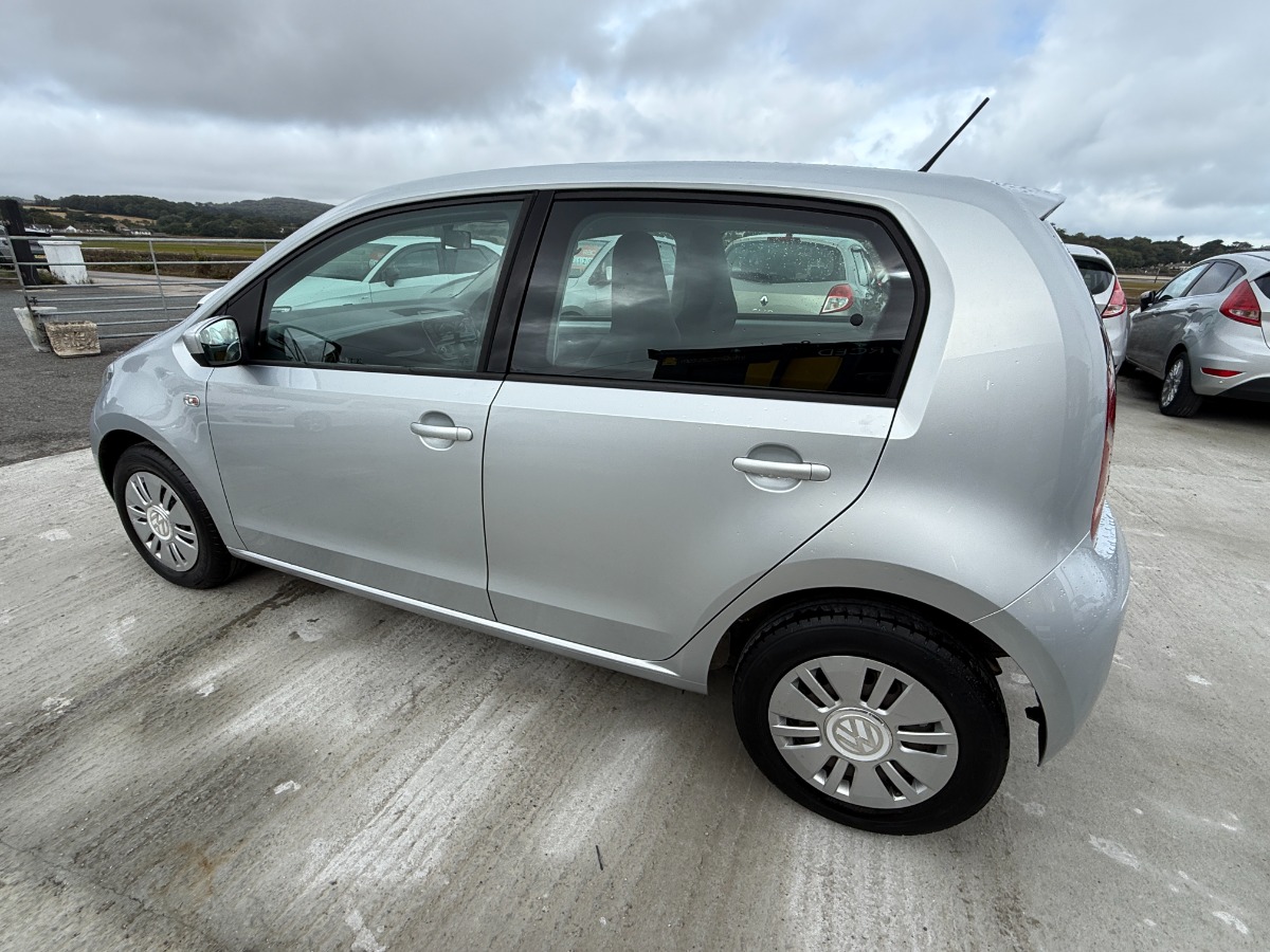 Volkswagen UP! Hatchback