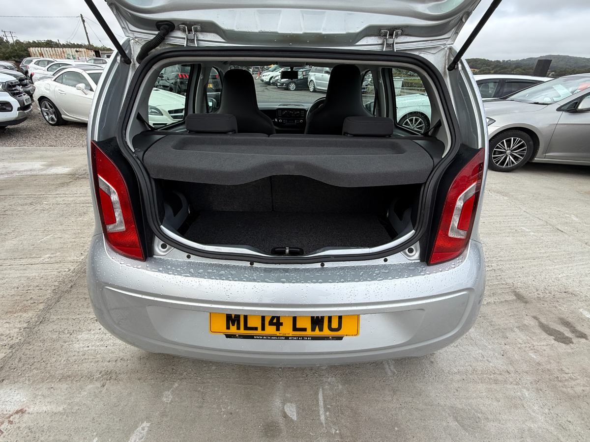Volkswagen UP! Hatchback