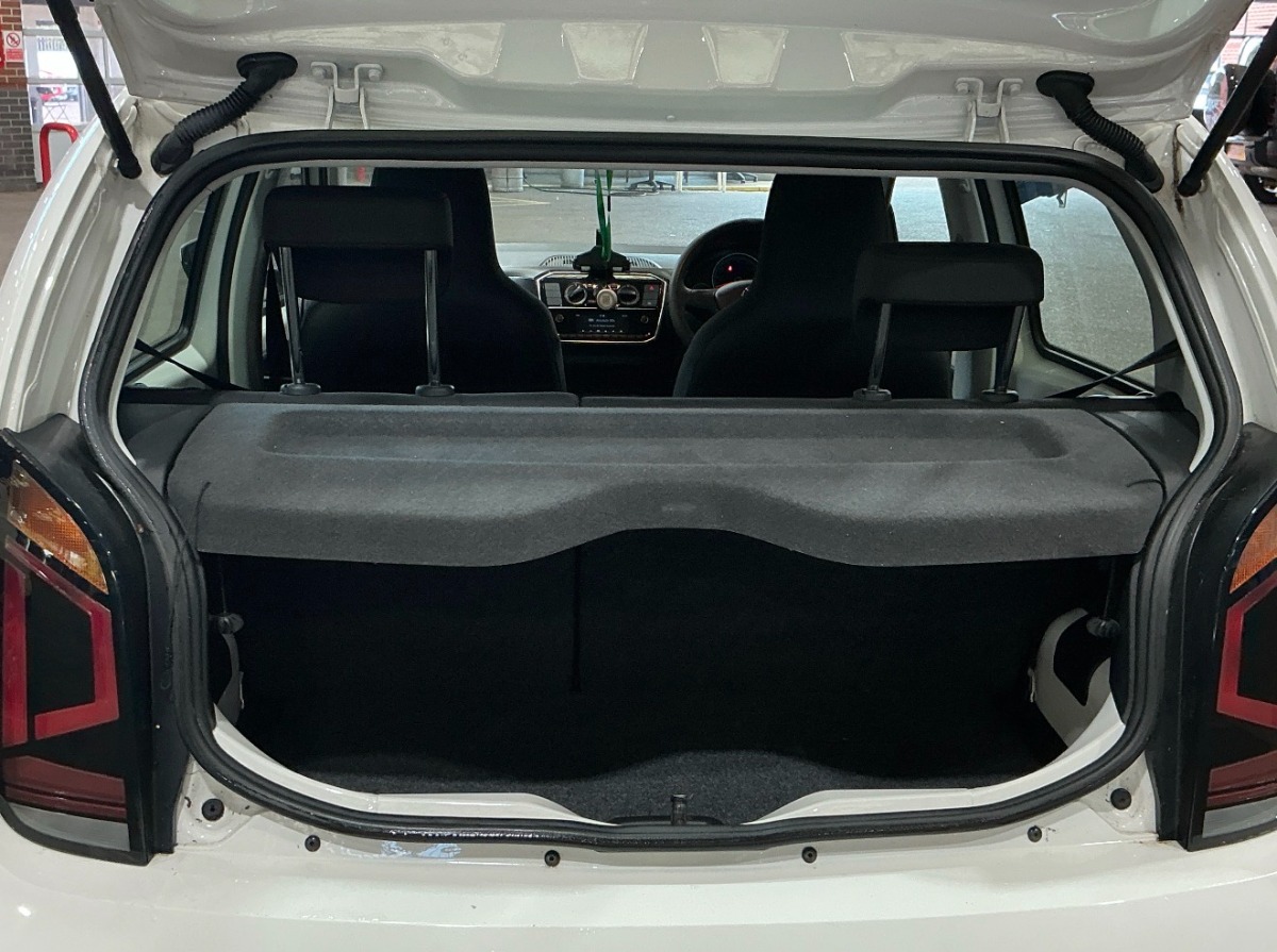 Volkswagen UP! Hatchback