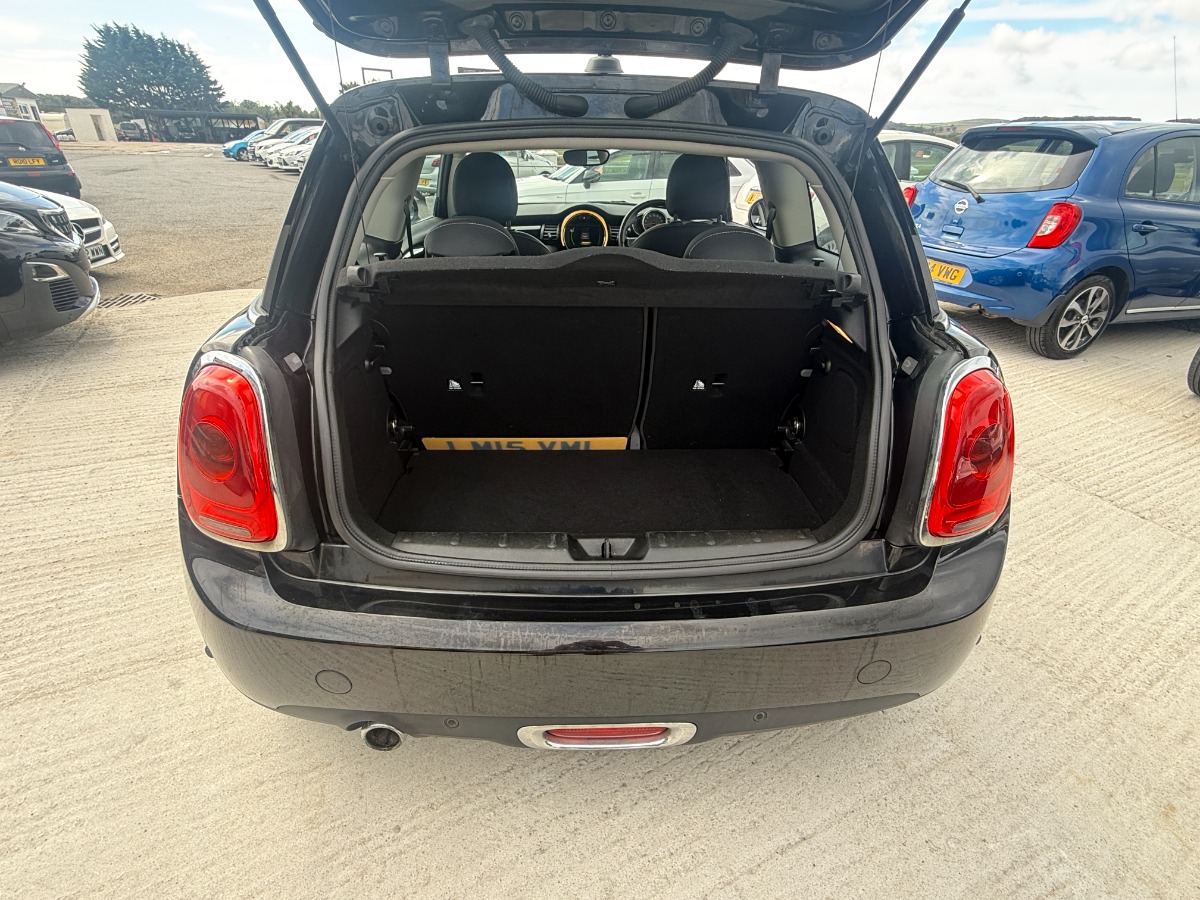 MINI One Hatchback