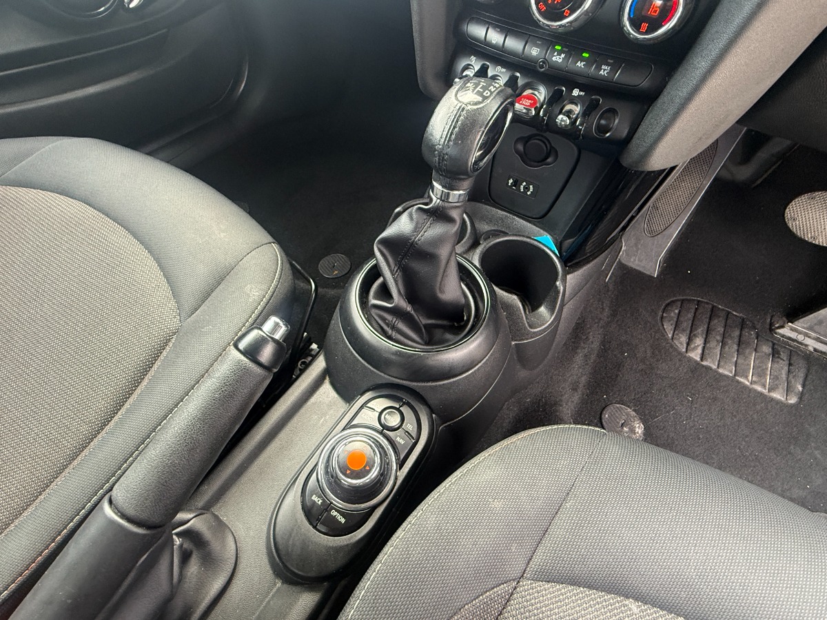 MINI One Hatchback
