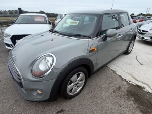 MINI Cooper Hatchback