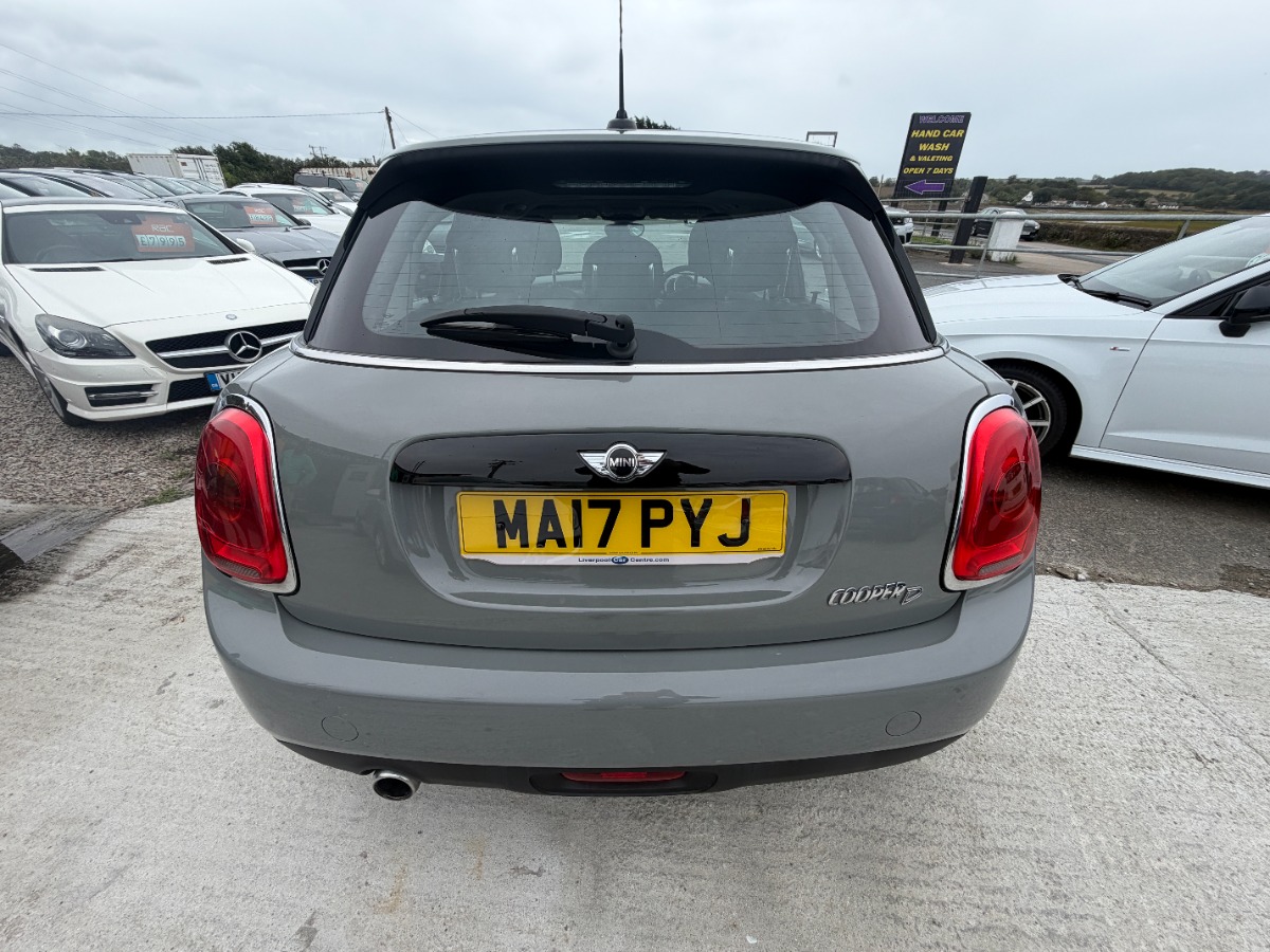MINI Cooper Hatchback