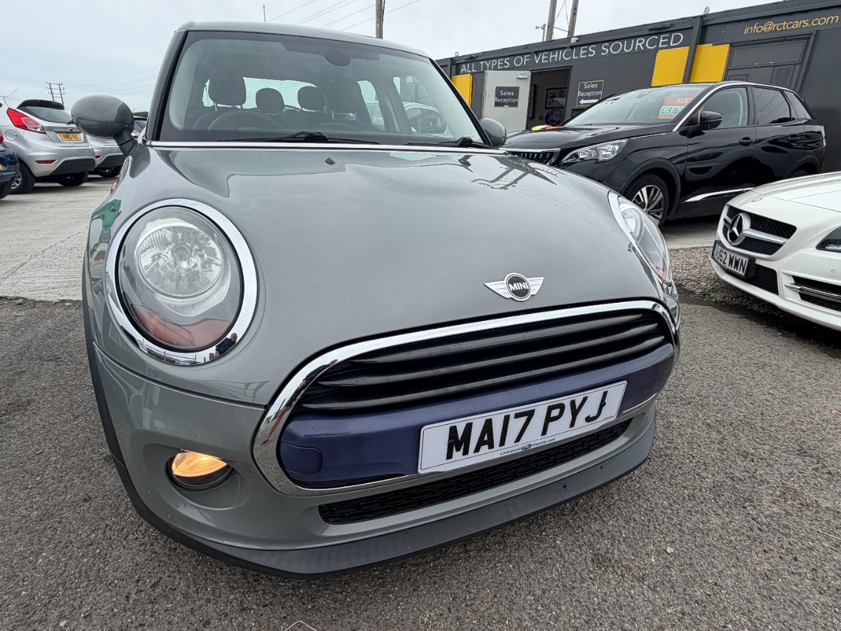 MINI Cooper Hatchback