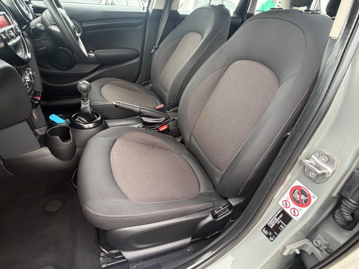 MINI Cooper Hatchback