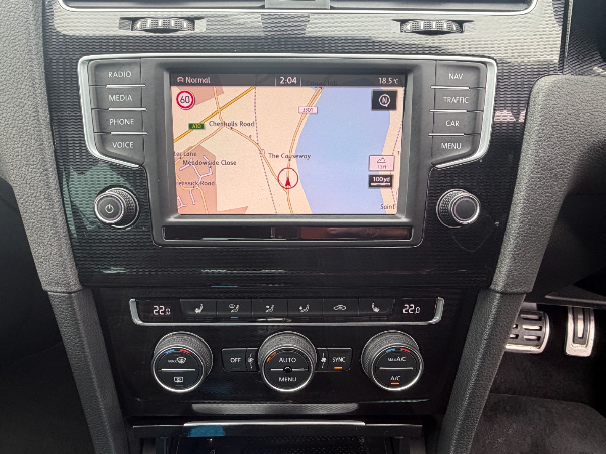 Volkswagen Golf Hatchback
